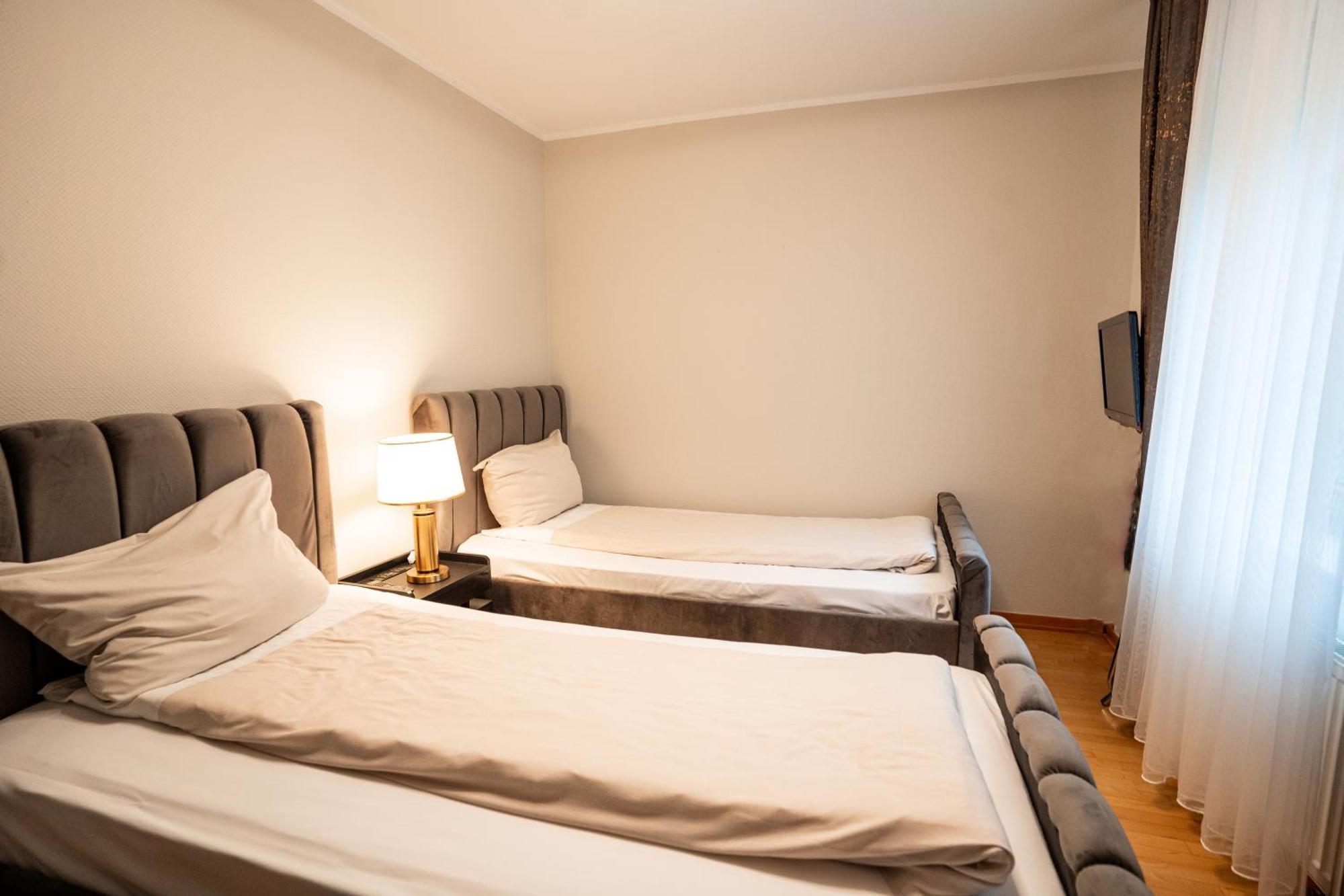 Hotel Cityhome Am Kurpark バート・ザルツフレン エクステリア 写真